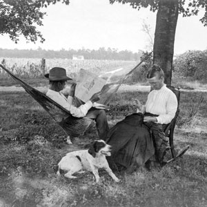 Photo of Orvel and Ethel Peets with their dog