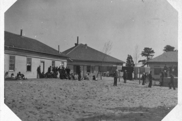 outside_mess_hall_full
